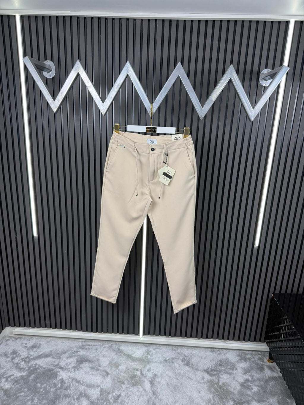 Beymen bej jogger pantolon — ürün fotoğrafı 1